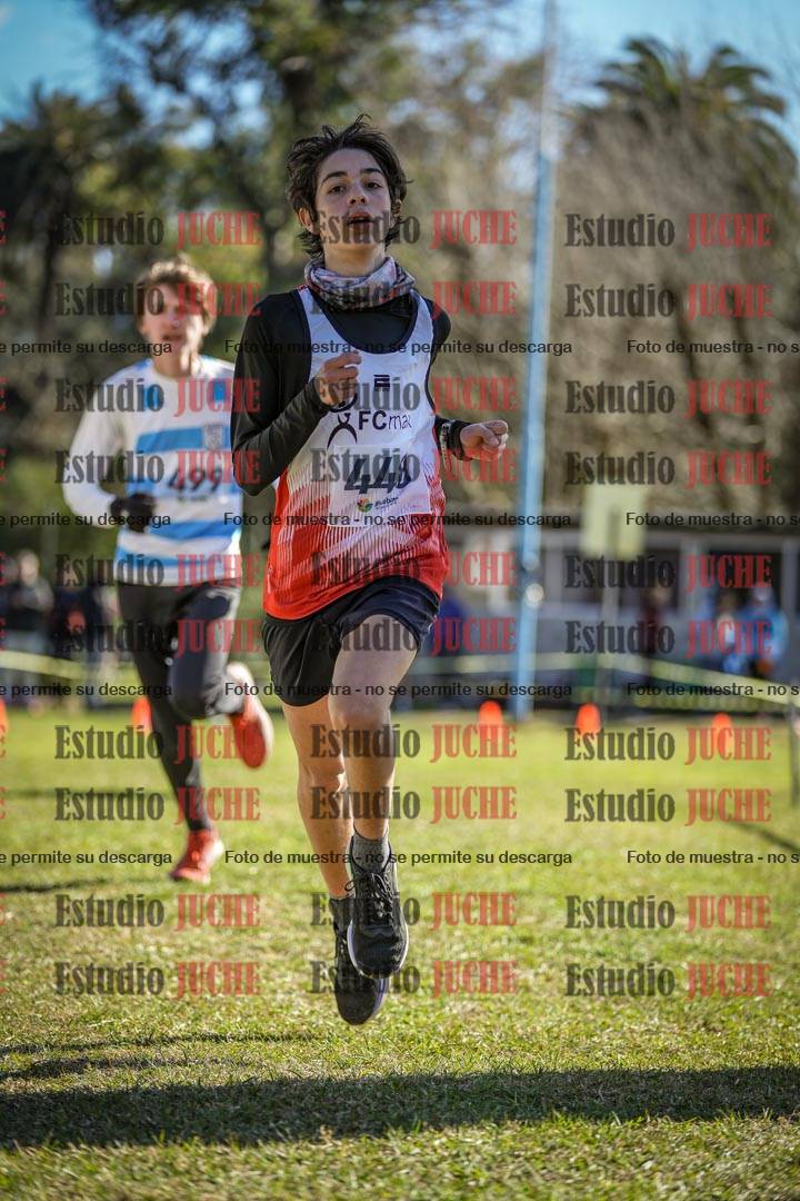 Fotos de la llegada del cross de 2000 m