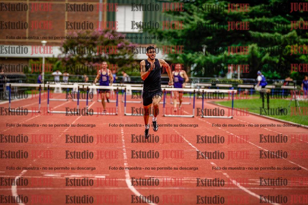 Fotos de los 400 m con vallas de varones