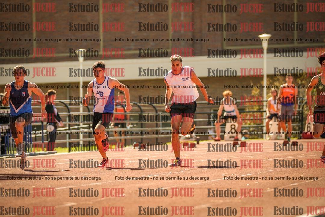 Fotos de los 100 m llanos de varones