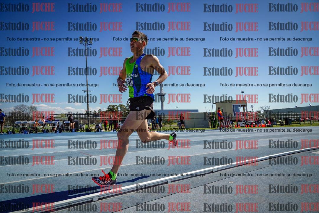 Fotos de los 5000 m llanos de mujeres y varones
