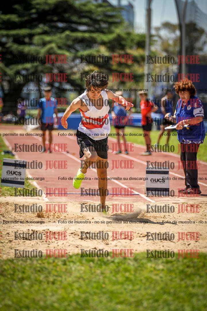 Fotos del salto en largo de varones - (incluye octatlón)