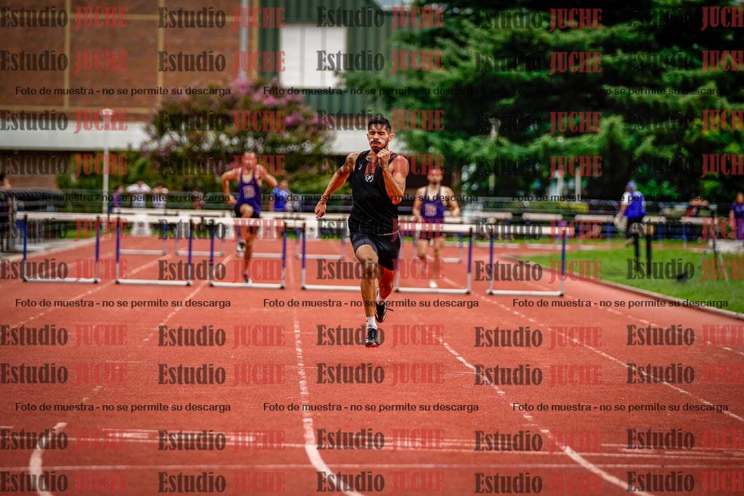 Fotos de los 400 m con vallas de varones