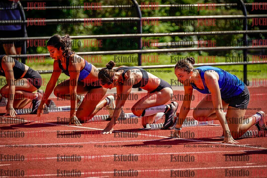 Fotos de los 100 m con vallas de mujeres
