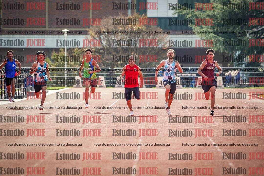Fotos de los 200 m llanos de varones