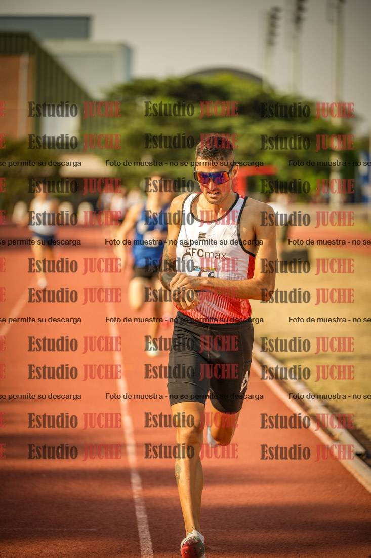 Fotos de los 1500 m llanos de varones