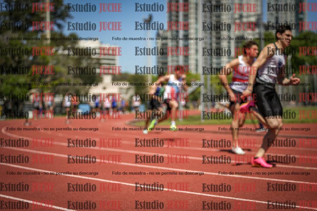 Fotos de los 200 m llanos de varones