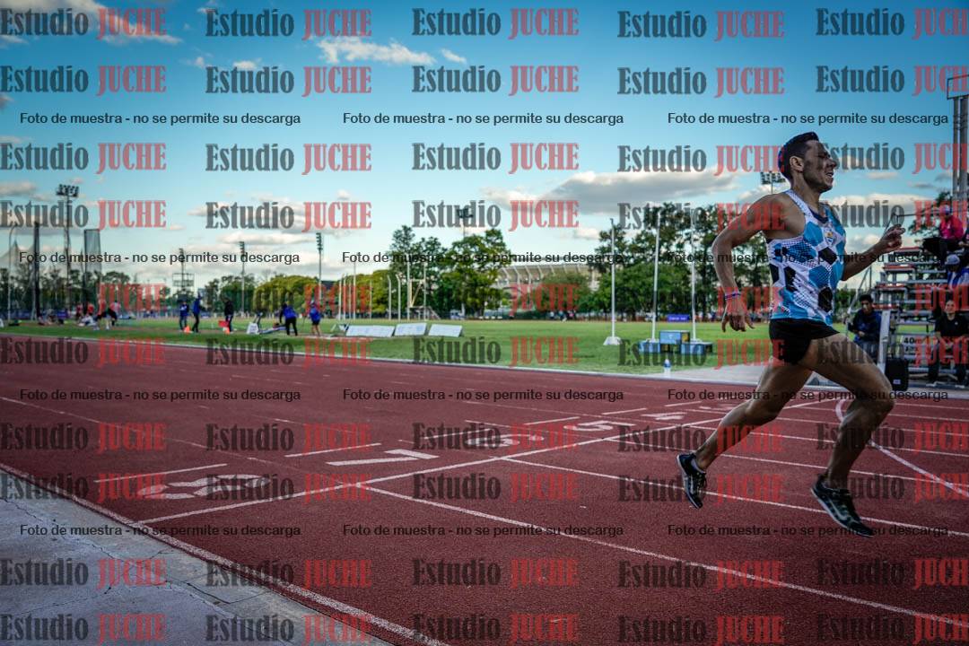 Fotos de los 400 m llanos de varones