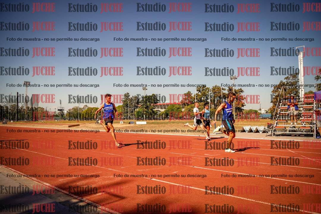 Fotos de los 200 m llanos de varones