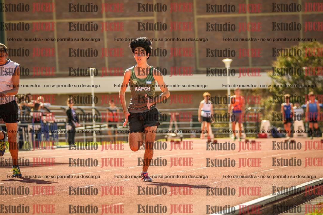 Fotos de los 100 m llanos de varones