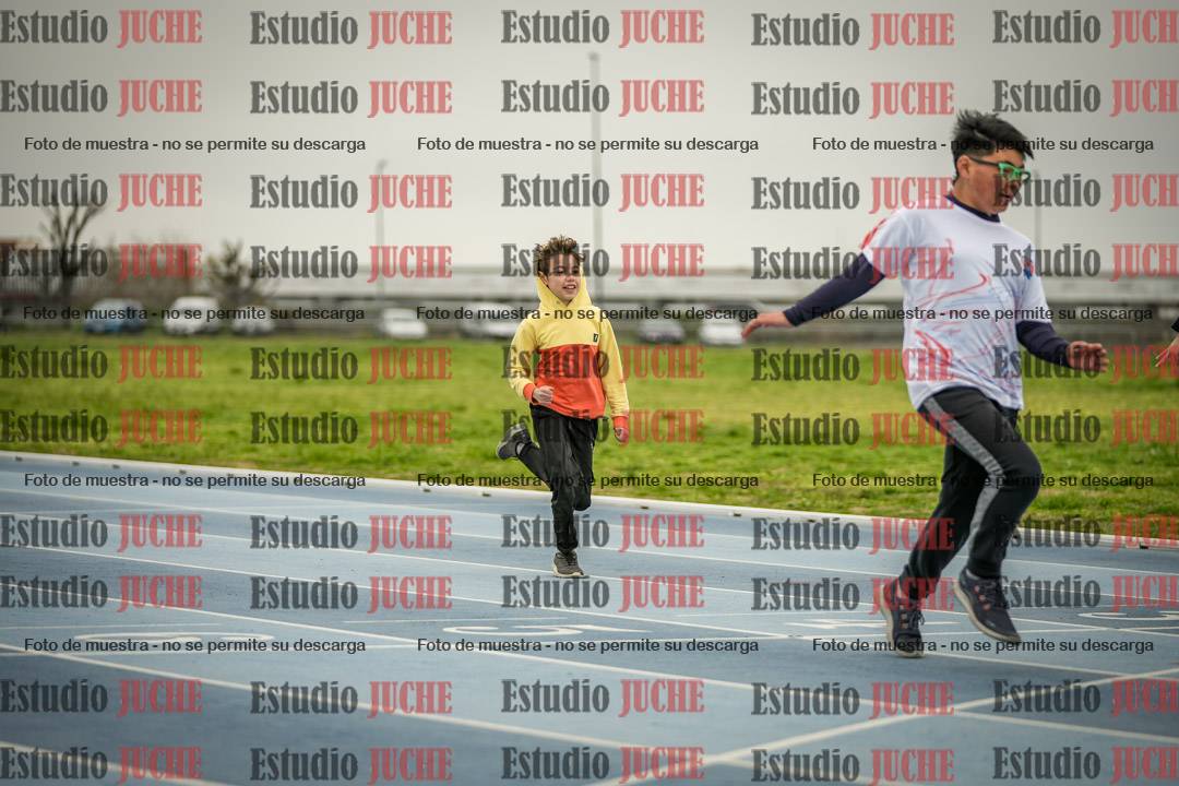 Fotos de los 50 m llanos de varones - U12