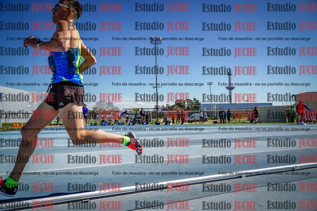 Fotos de los 5000 m llanos de mujeres y varones