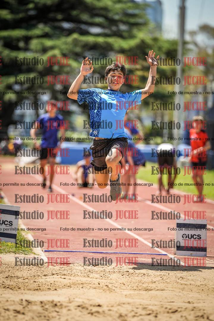 Fotos del salto en largo de varones - (incluye octatlón)