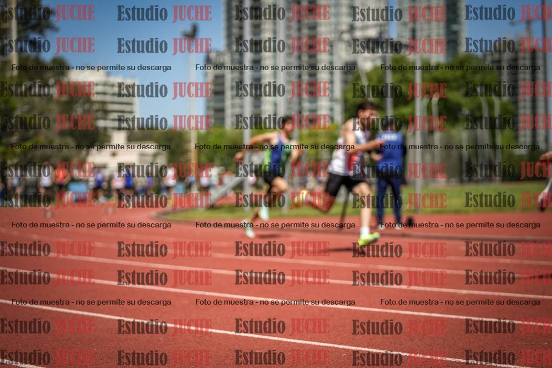 Fotos de los 200 m llanos de varones