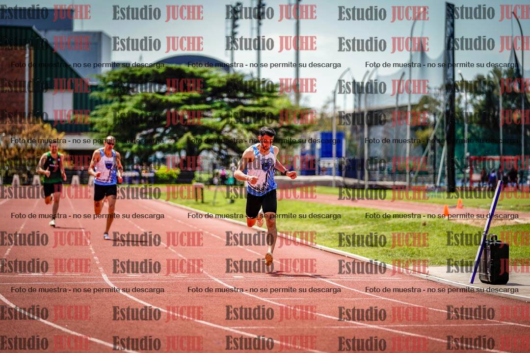 Fotos de los 400 m llanos de varones