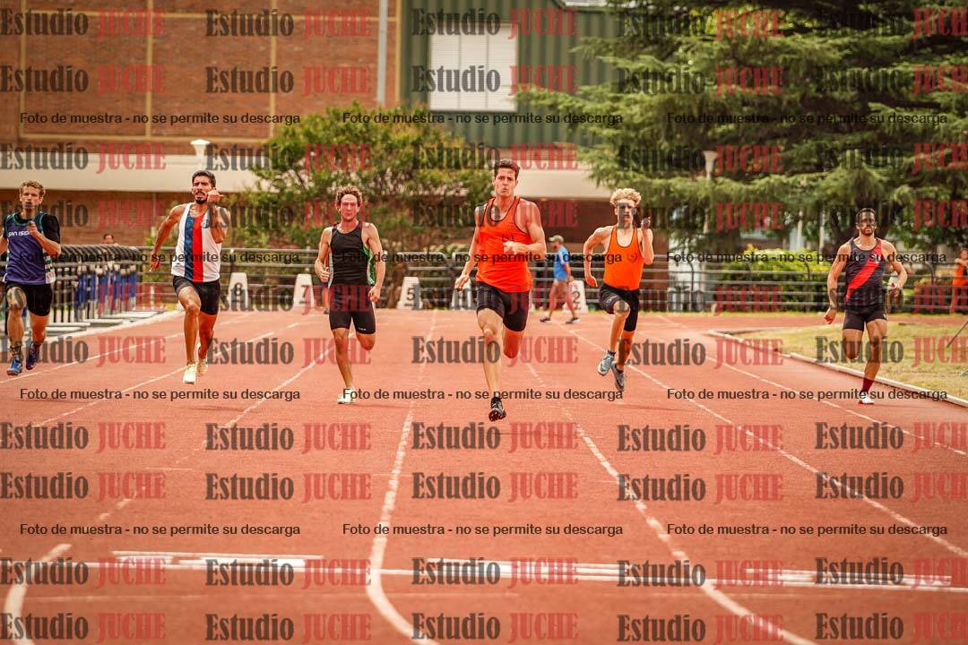 Fotos de los 200 m llanos de varones
