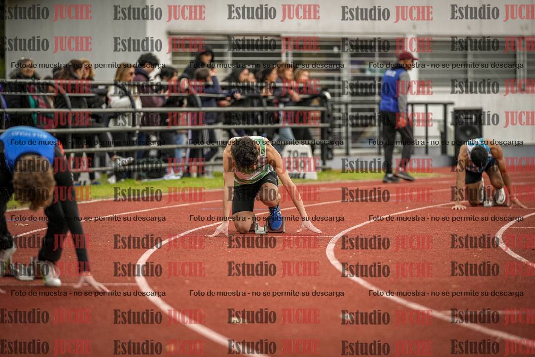 Fotos de los 400 m llanos de varones