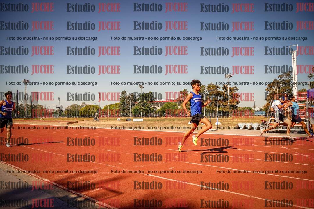 Fotos de los 200 m llanos de varones
