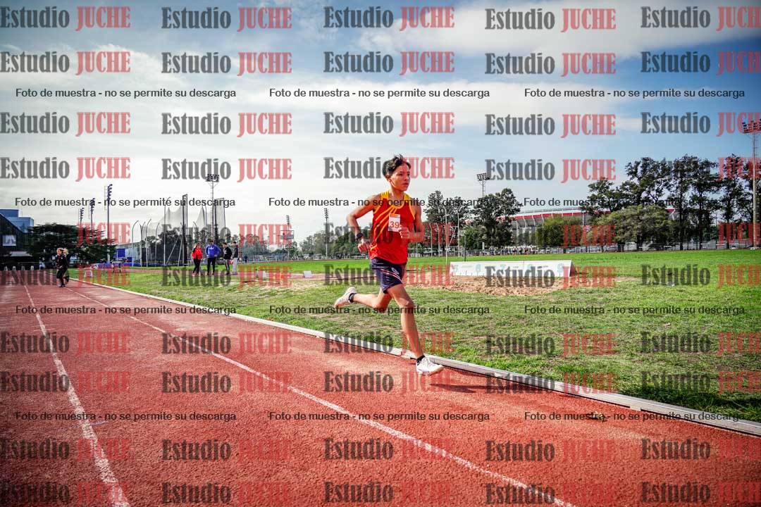 Fotos de los 600 m llanos de varones