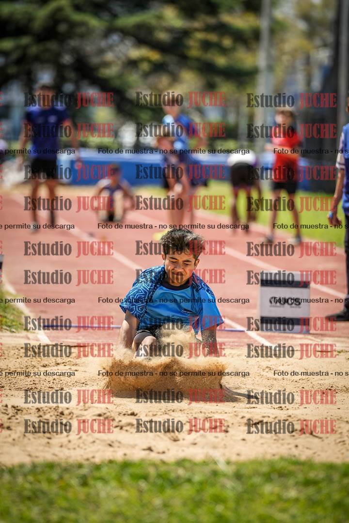 Fotos del salto en largo de varones - (incluye octatlón)