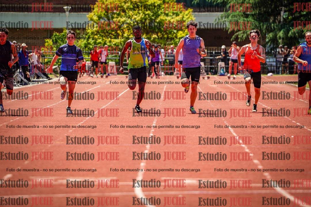 Fotos de los 100 m llanos de varones
