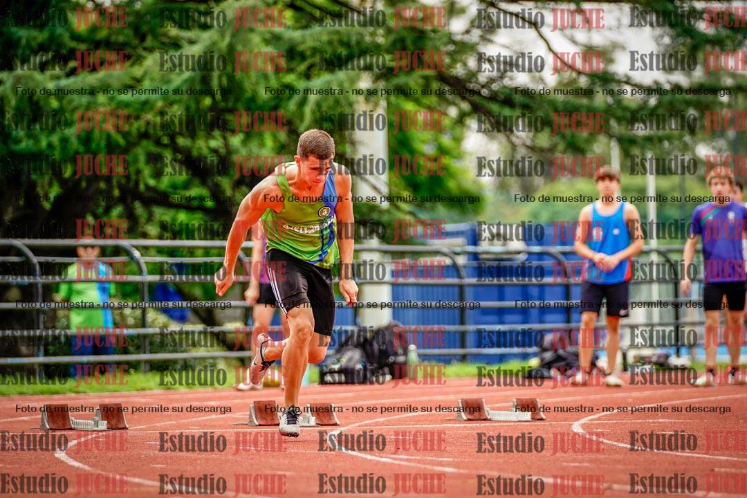 Fotos de los 100 m llanos de varones