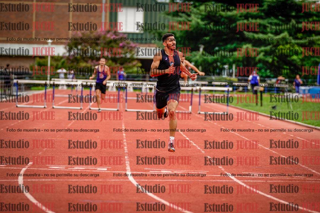 Fotos de los 400 m con vallas de varones