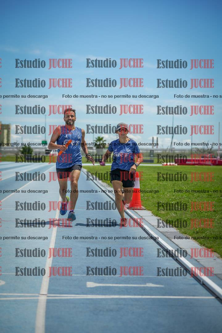 Fotos de las llegadas de los relevos 20' para running teams - serie 1