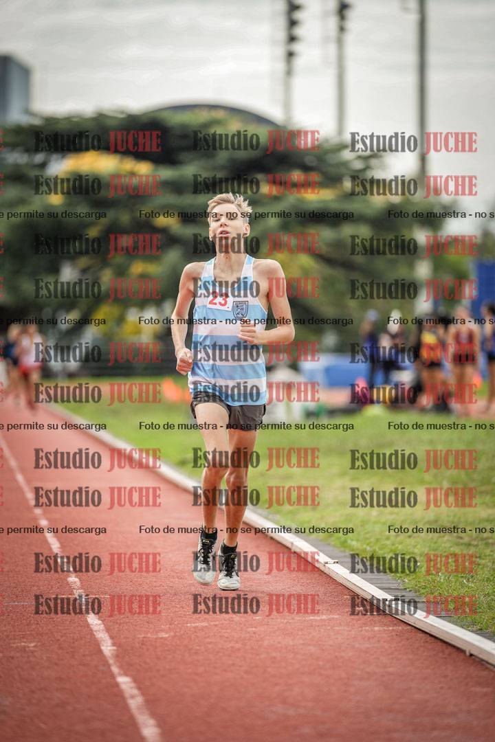 Fotos de los 600 m llanos de varones