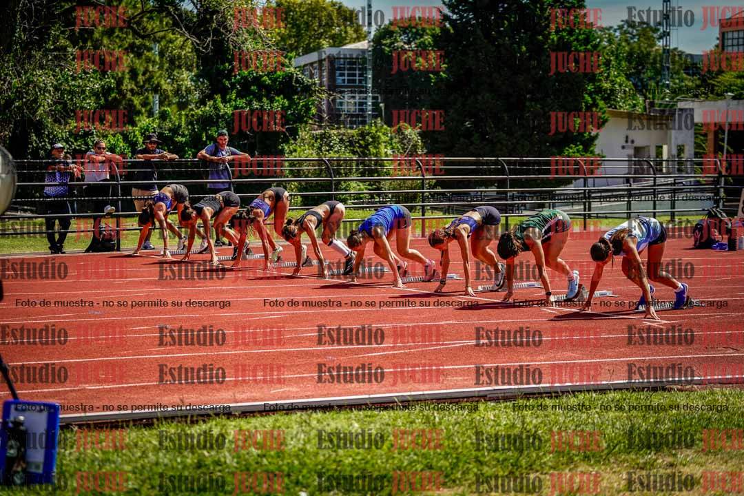 Fotos de los 100 m con vallas de mujeres