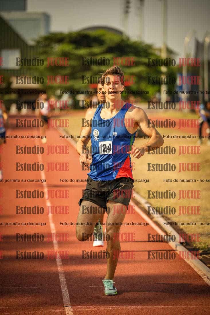 Fotos de los 1500 m llanos de varones