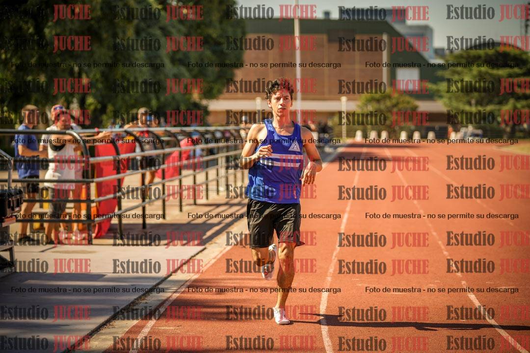 Fotos de los 200 m llanos de varones