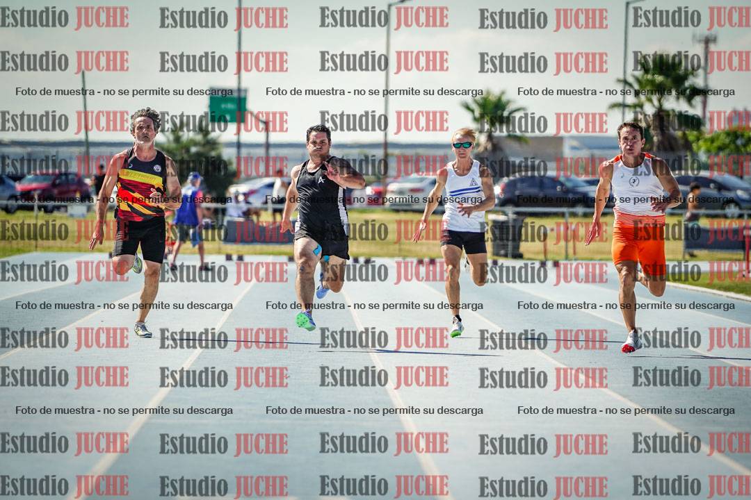 Fotos de los 100 m llanos de varones