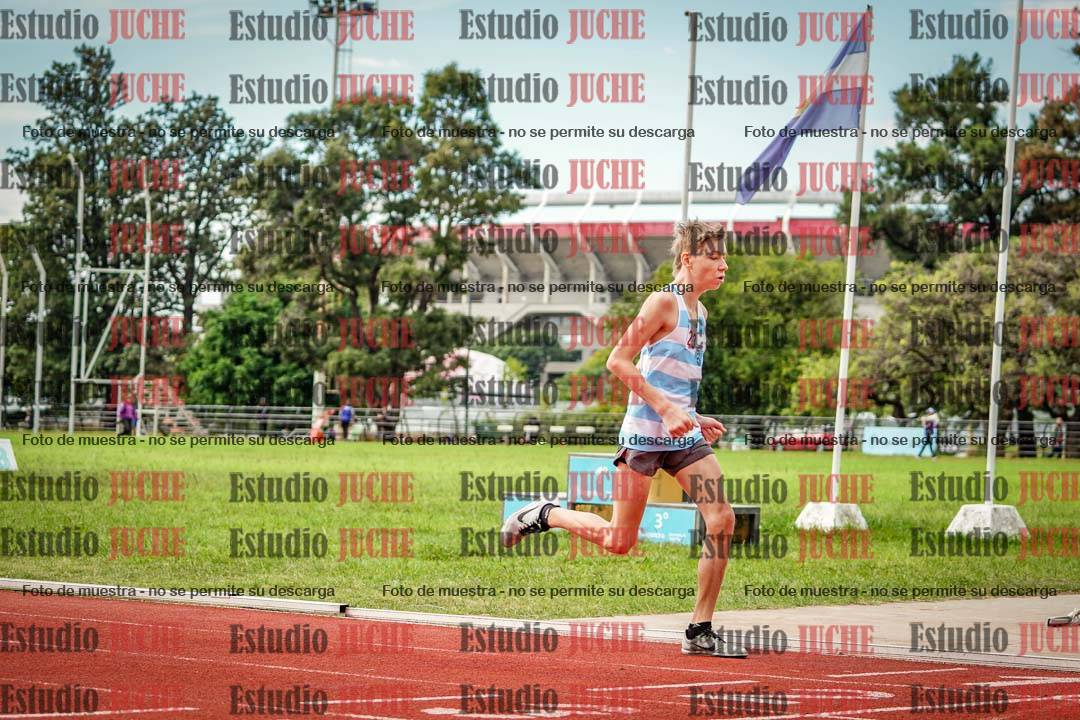 Fotos de los 600 m llanos de varones