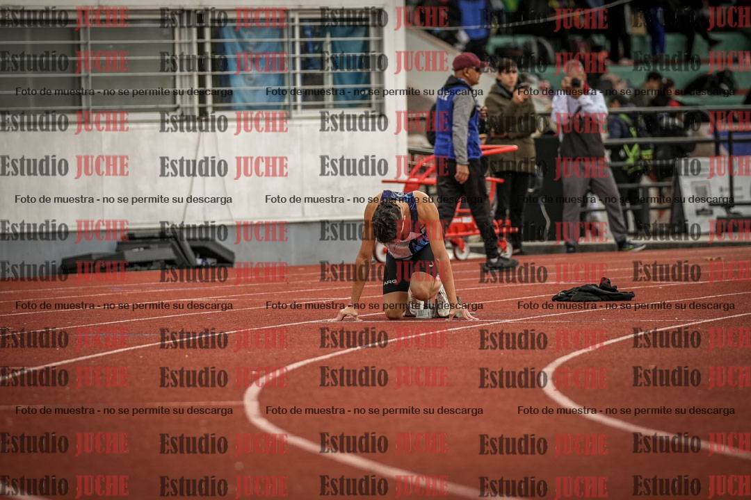 Fotos de los 400 m llanos de varones