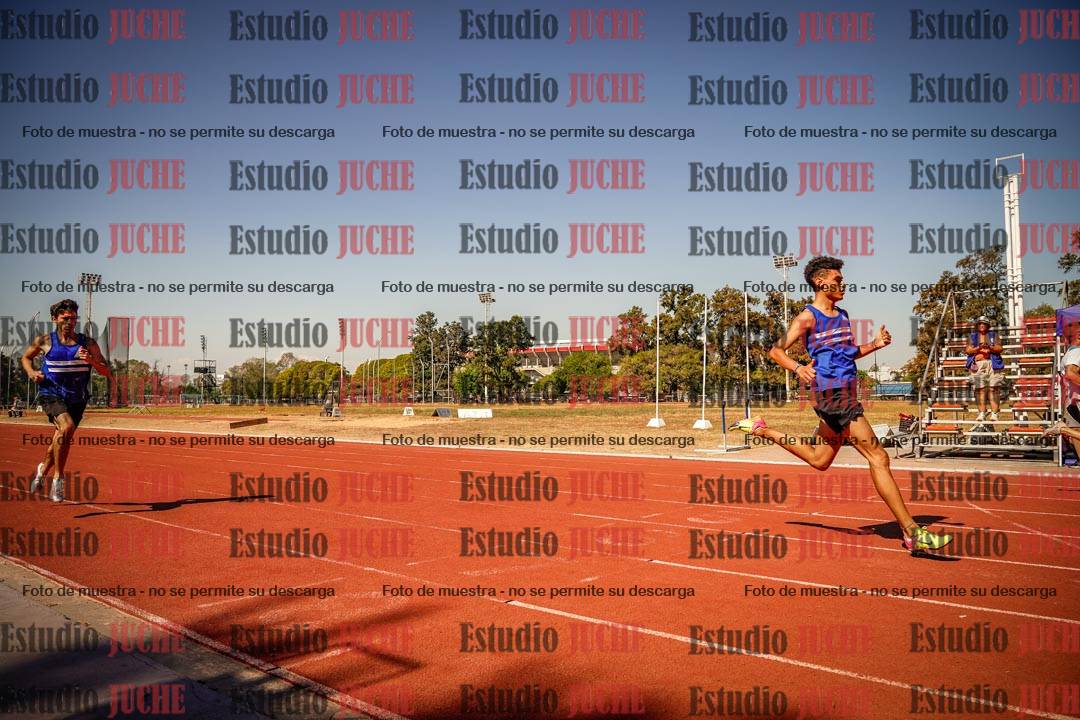 Fotos de los 200 m llanos de varones
