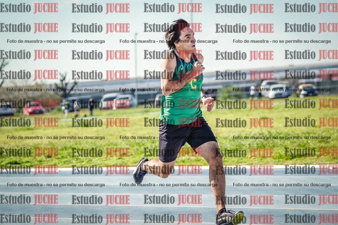 Fotos de los 400 m llanos de varones