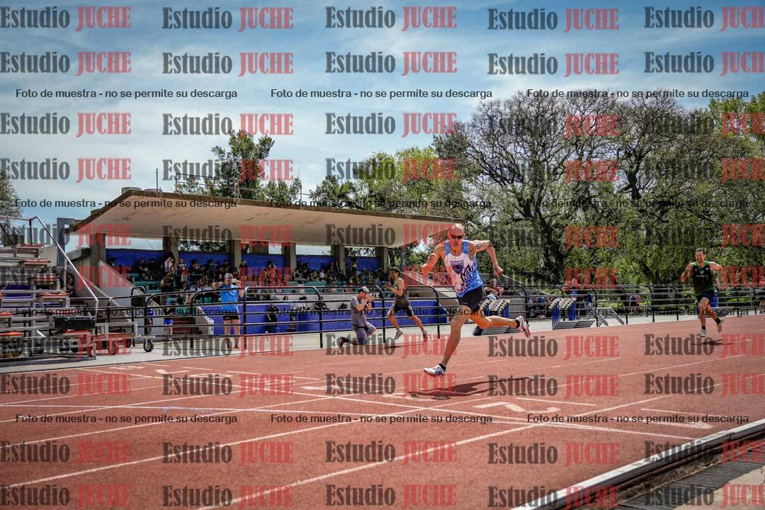 Fotos de los 400 m llanos de varones