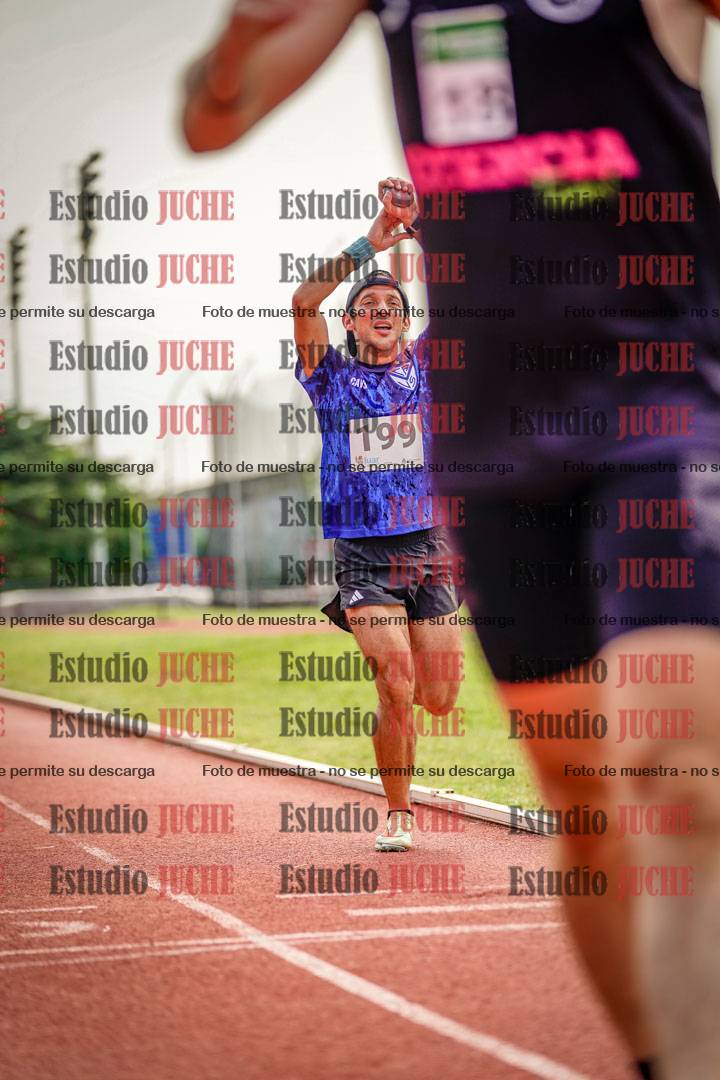 Fotos de los 3000 m llanos de varones