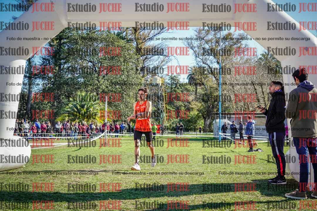 Fotos de la llegada del cross de 6000 m