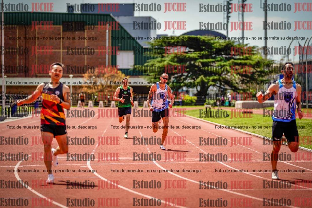 Fotos de los 400 m llanos de varones