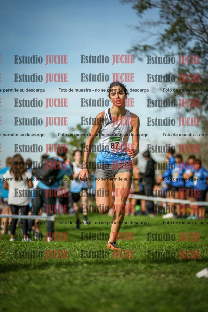 Fotos de la llegada del cross de 2000 m