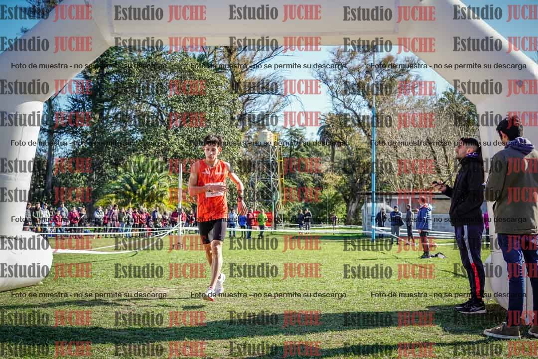 Fotos de la llegada del cross de 6000 m