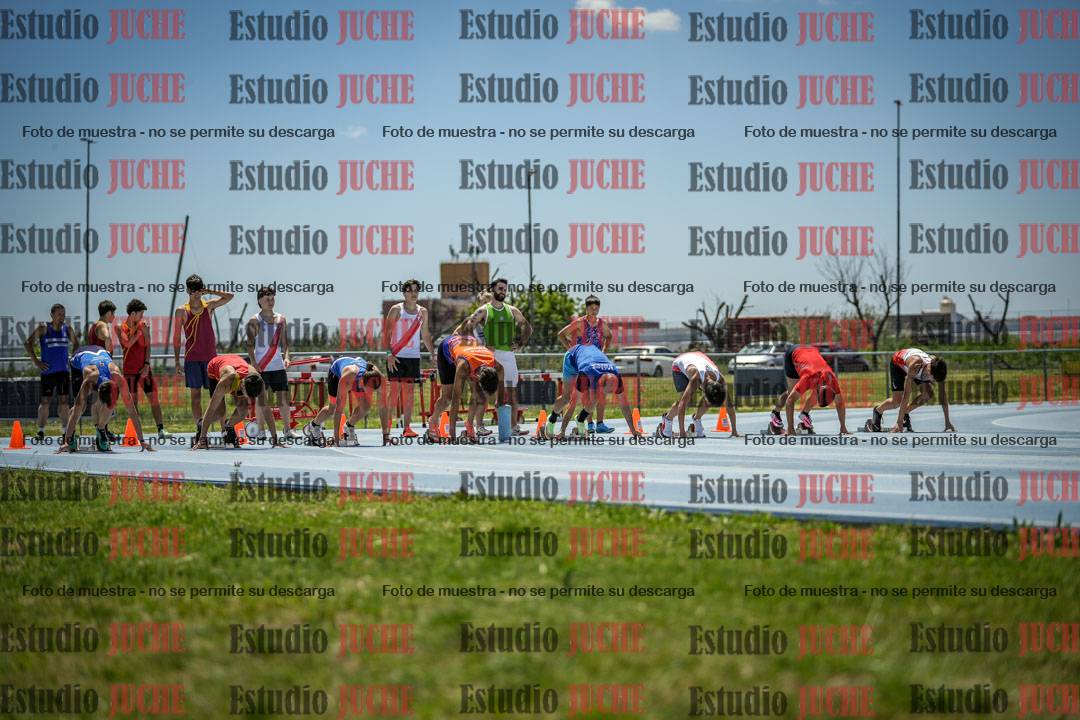 Fotos de los 100 m llanos de varones