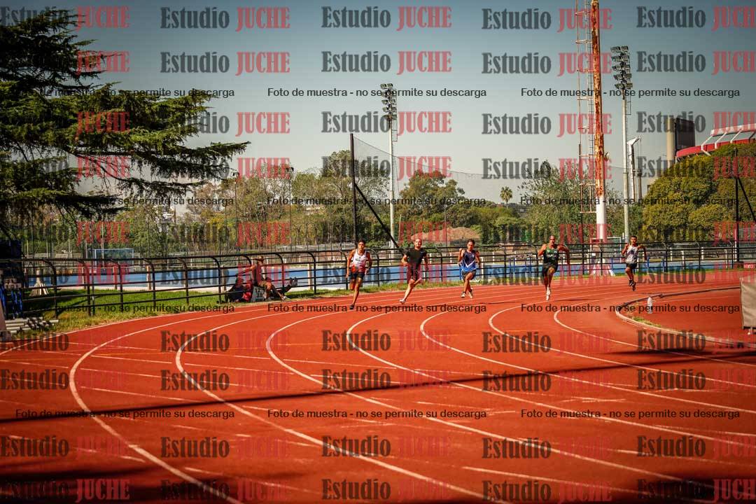 Fotos de los 200 m llanos de varones