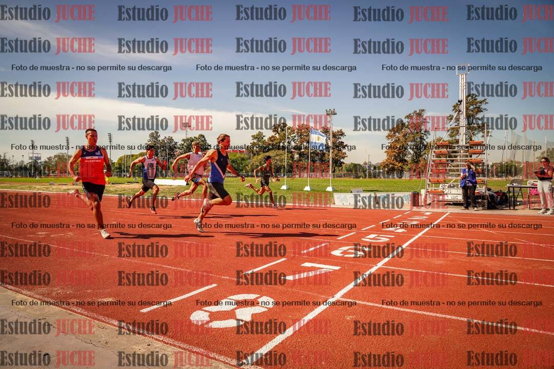 Fotos de los 100 m llanos de varones