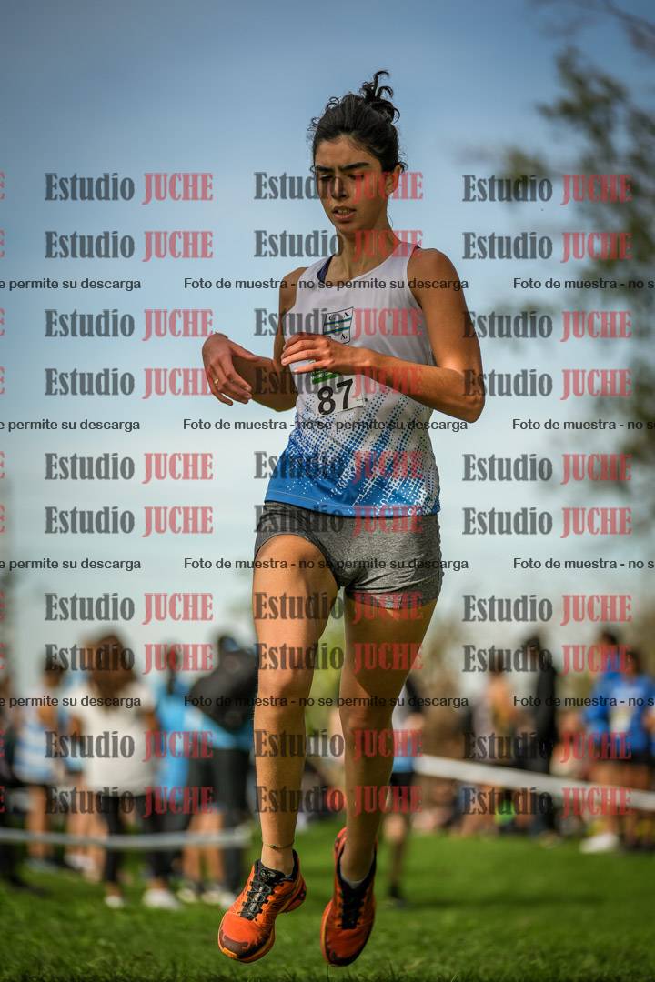 Fotos de la llegada del cross de 2000 m