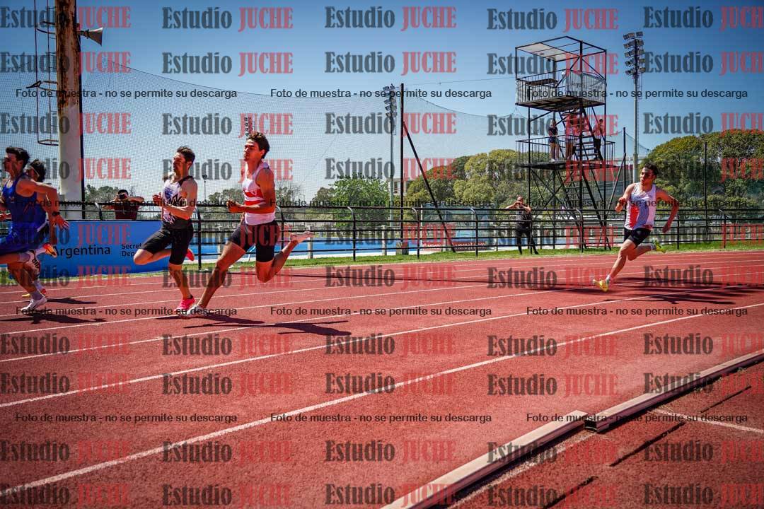 Fotos de los 200 m llanos de varones