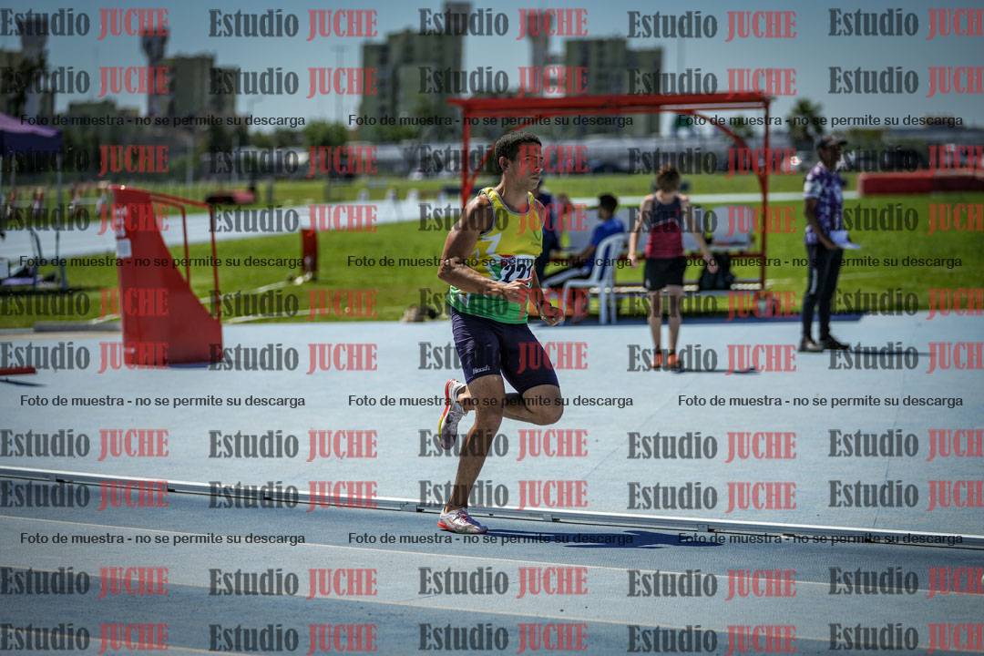 Fotos de los 800 m llanos de varones