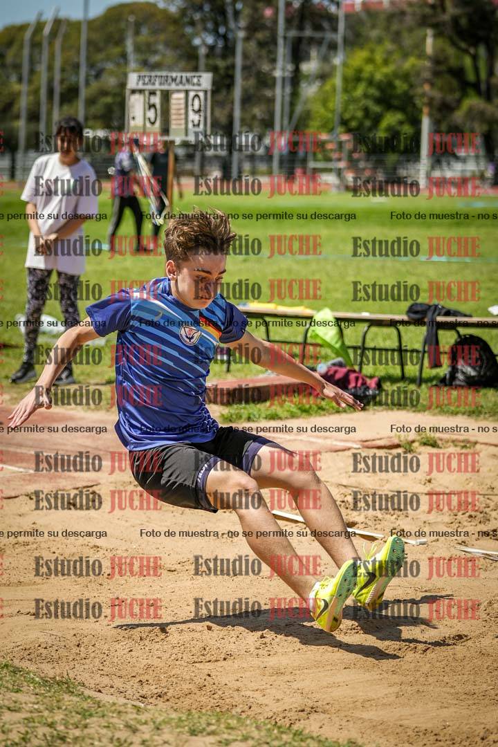 Fotos del salto en largo de varones - (incluye octatlón)
