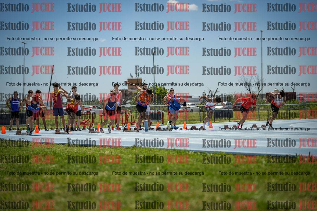 Fotos de los 100 m llanos de varones